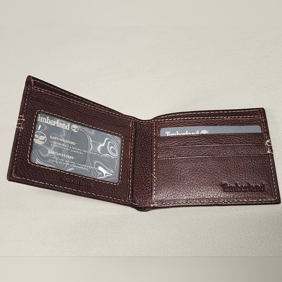 Timberland Men's Genuine Leather Sportz Quad Bifold Wallet Brown - Picture 3 of 7